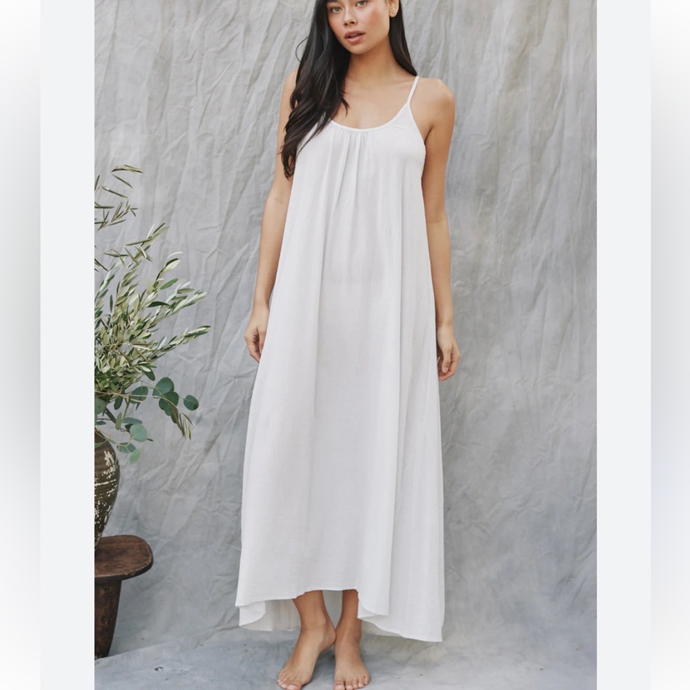 9 Seed White Low-Back Maxi Dress